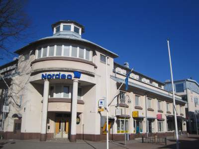 Denmark considers using insurers to police banks