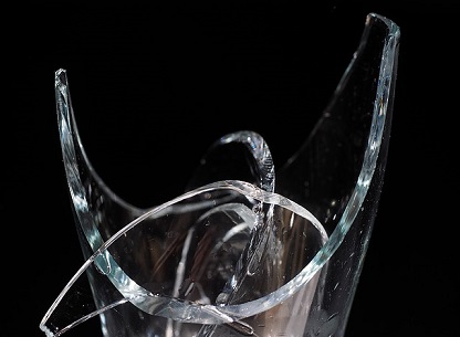 Top brokerage worker jailed for glassing woman in bar fight