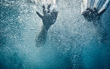 Insurance worker rescues child from drowning