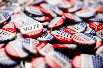 US 2016 election: Which candidate do insurance pros prefer?