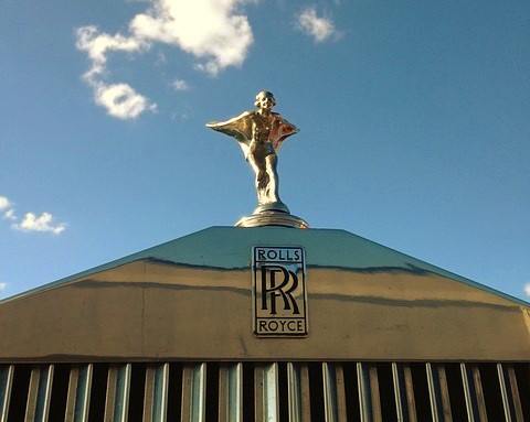 Flashy driver of golden Rolls-Royce caught without insurance