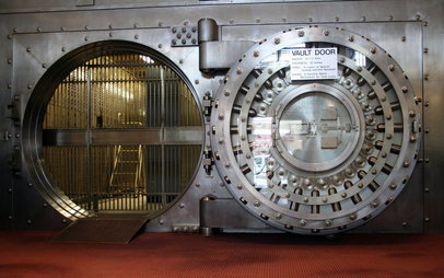 Insurers protecting banks hoarding billions in cash