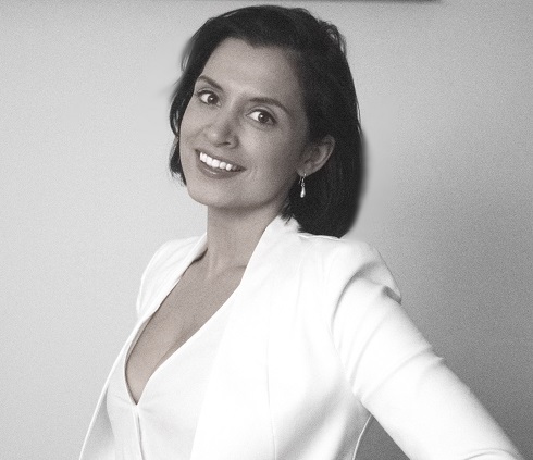 Young mum and broker proves you can do it all