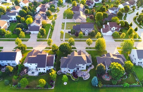 White, minority neighborhoods see home-equity gap widen | Mortgage ...