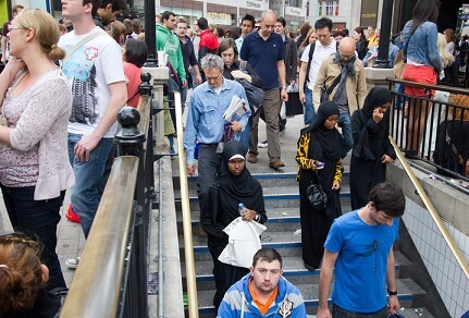 Brokers urged to serve Muslim clients better