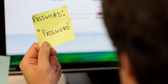 Chia sẻ mật khẩu tài khoản cá cược trực tuyến của mình cho người khác